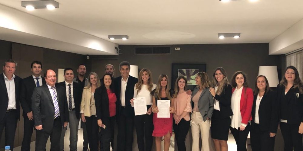 World Compliance Association e IDEMOE, Firman convenio