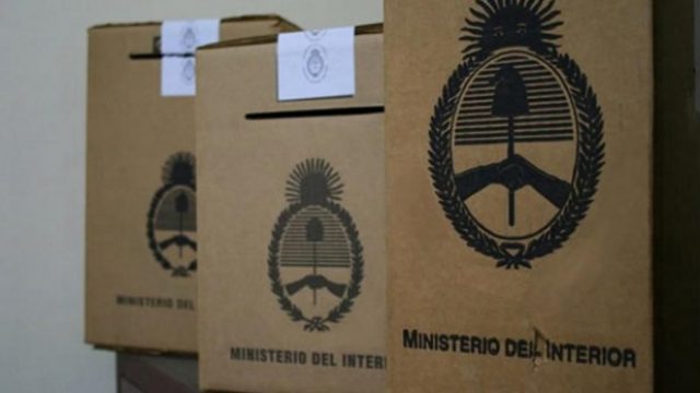 La directora ejecutiva de IDEMOE escribe sobre la Acordada y el Protocolo preventivo de contagios COVID-19 de la CNE en la revista Palabras del Derecho